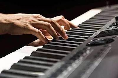 如何在彈鋼琴的過程中得到質的飛躍?